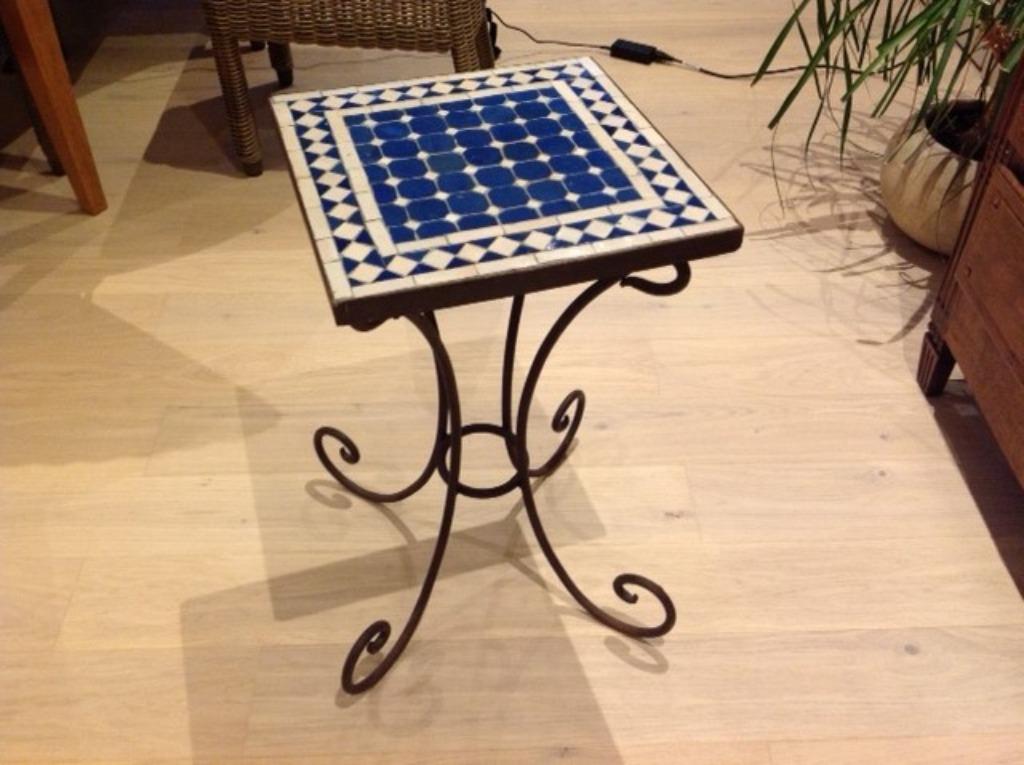 Table d'appoint décorative, Moins de 55 cm, Enlèvement, Oriental, Autres matériaux