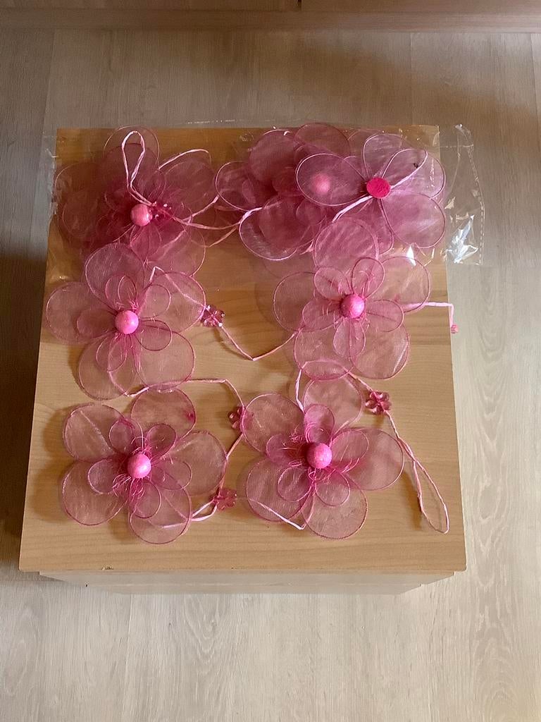 3 x roze bloemenkrans, Ophalen, Zo goed als nieuw