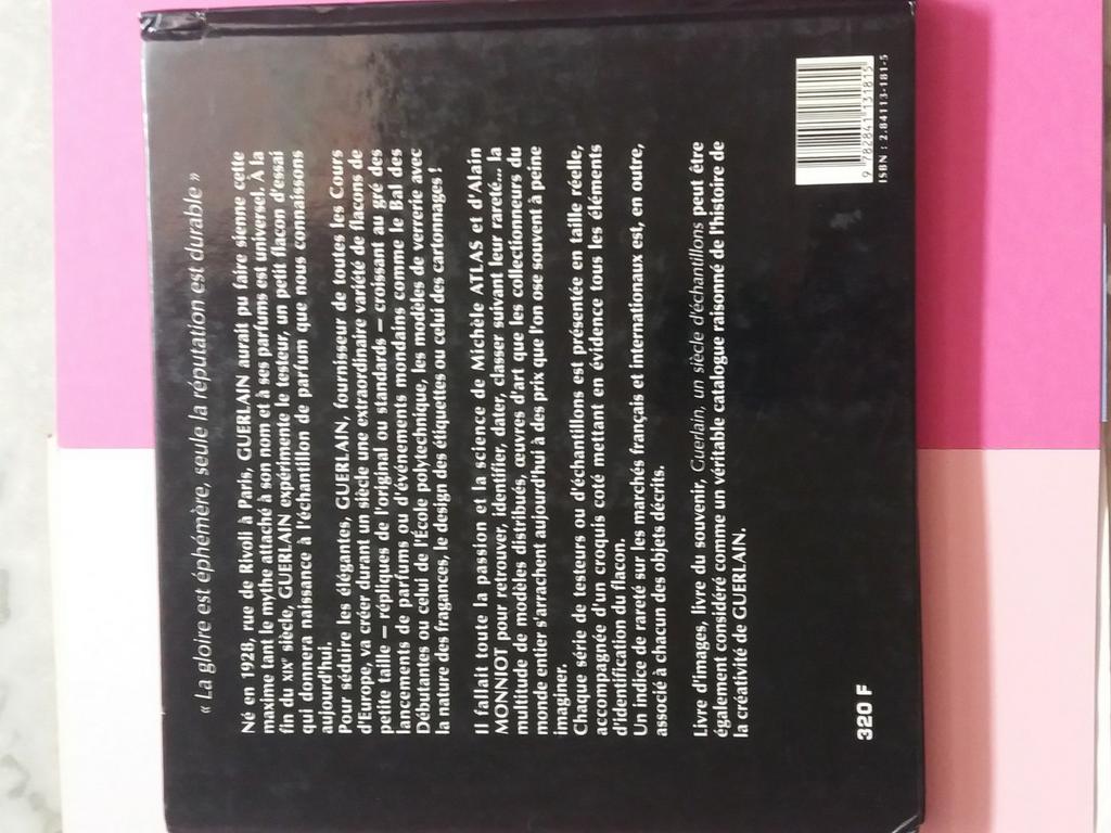 Un siècle d'échantillons Guerlain 1895 1995 livraison gratui, Enlèvement ou Envoi, Comme neuf