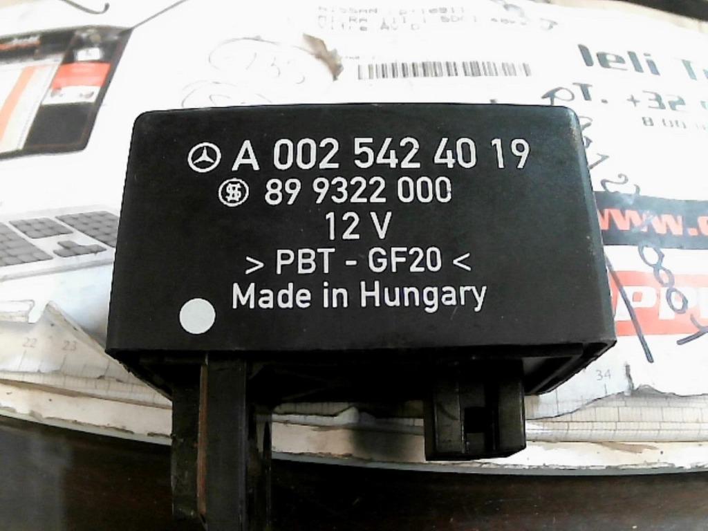 Relais batterie MERCEDES SPRINTER II FOURGON 2.2CDI 120KW 9, Enlèvement ou Envoi, Utilisé