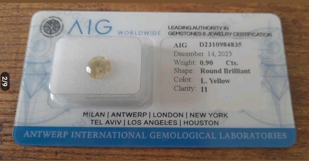 diamant jaune, neuf original de 0,90 carats avec certificat, Bijoux, Sacs & Beauté, Pierres précieuses, Enlèvement ou Envoi