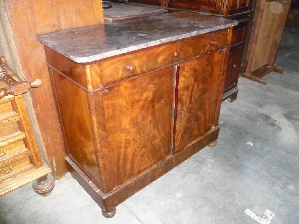 OUDE MACHONIE COMMODE MET MARMEREN BLAD, Enlèvement