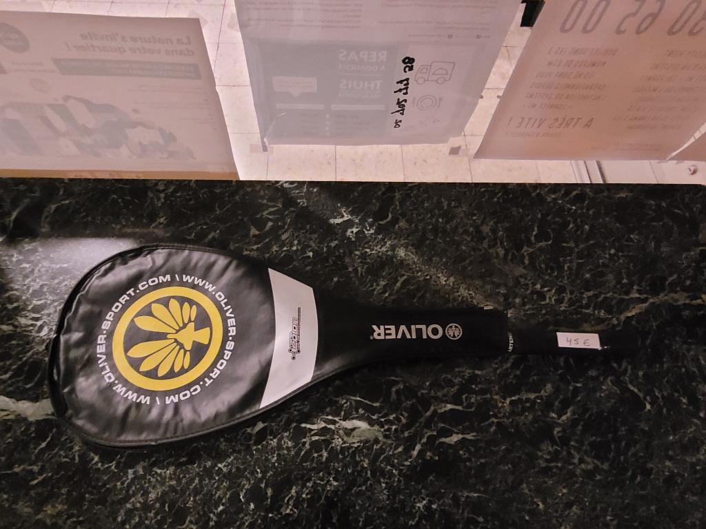 pro comp badmintonracket, Sport en Fitness, Ophalen of Verzenden, Zo goed als nieuw, Racket(s)