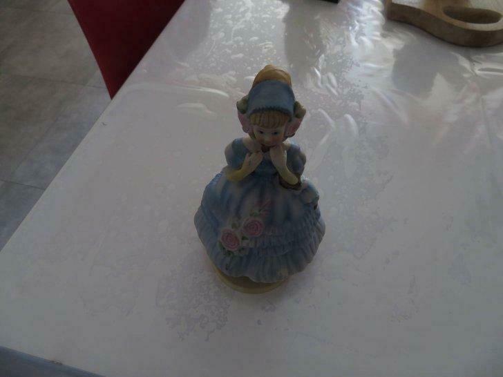 beeldje te koop, Enlèvement