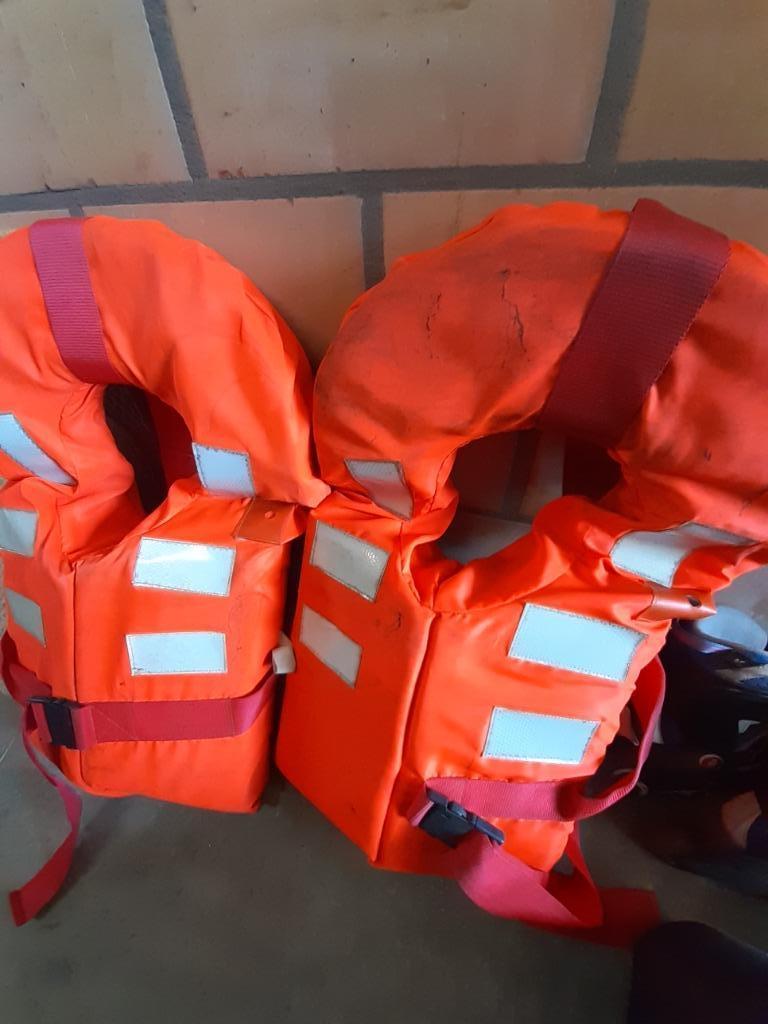 Reddingsvest (profesioneel) 1995 2stuks, Watersport en Boten, Zeilen en Zeiltoebehoren, Ophalen, Gebruikt, Accessoires