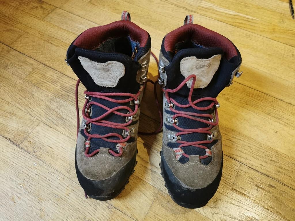 Wandelschoen AKU maat 39,5, Ophalen of Verzenden, Gebruikt, Schoenen