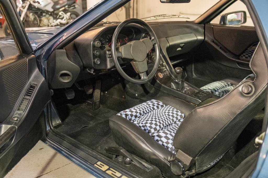 Manuel Porsche 928, 4500 cm³, Achat, Entreprise, Boîte manuelle