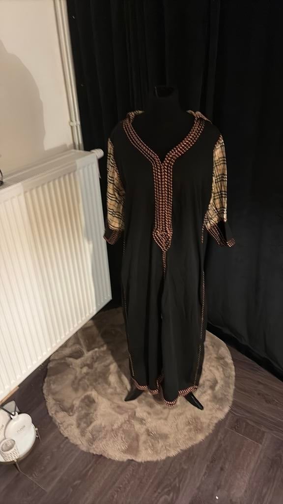 Djellaba  te koop, Enlèvement ou Envoi, Porté, Taille 38/40 (M), Autres types