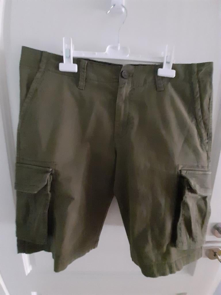 Werkshort maat L.kaki kleur lengte 49 cm.taille omtrek 94 cm, Kleding | Heren, Grote Maten, Ophalen of Verzenden, Zo goed als nieuw