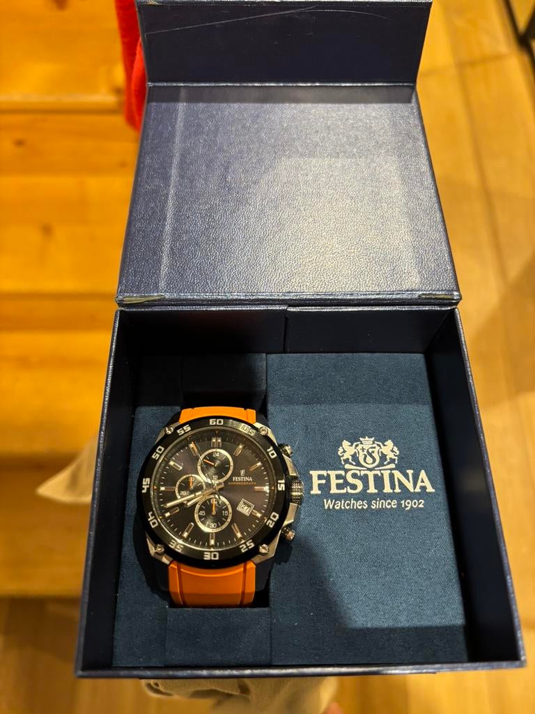 Montre Festina sport, Bijoux, Sacs & Beauté, Montres | Hommes, Enlèvement ou Envoi, Comme neuf