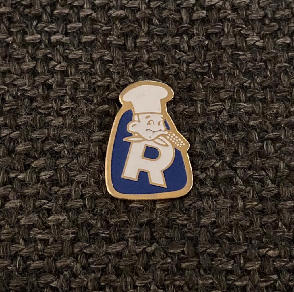 PIN - LOGO - R - CHEF KOK, Verzenden, Gebruikt, Overige onderwerpen, Speldje of Pin