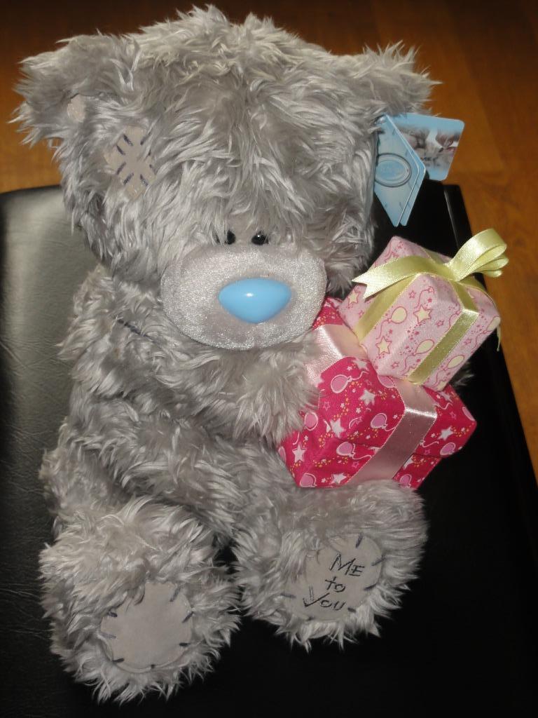 Ours en peluche Me To you avec des cadeaux - 23cm - RARE, Enfants & Bébés, Jouets | Peluches, Envoi, Neuf, Ours