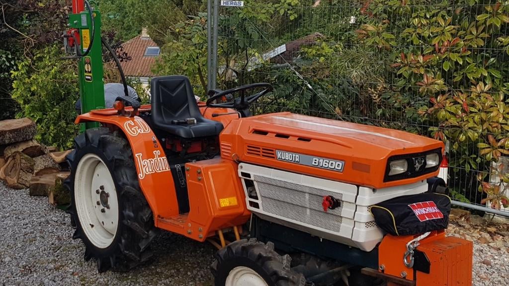 Micro tracteur kubota b1600, Enlèvement ou Envoi, Utilisé, Autres marques, 2500 à 5000