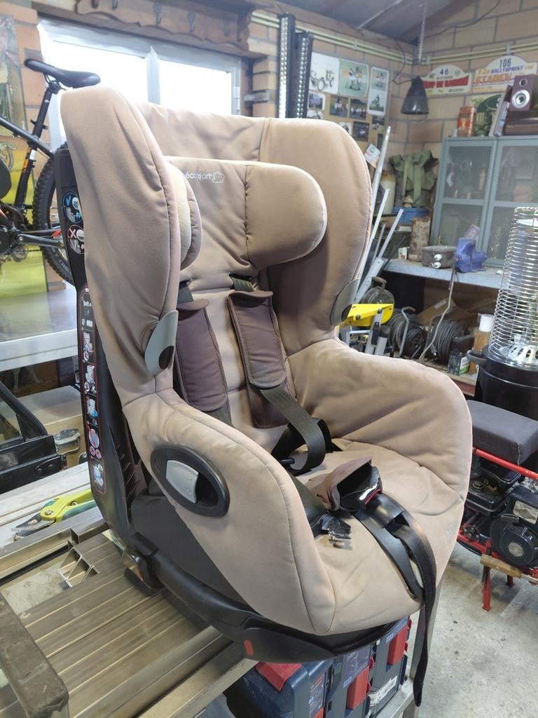 Draaibare autostoel bébéconfort, Kinderen en Baby's, Autostoeltjes, Ophalen, Gebruikt