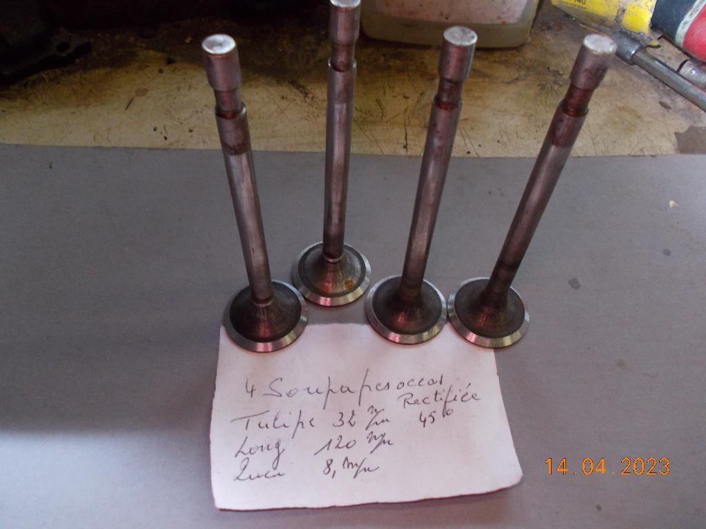 Lot de 4 soupapes échappement 203, Envoi, Révisé, Peugeot