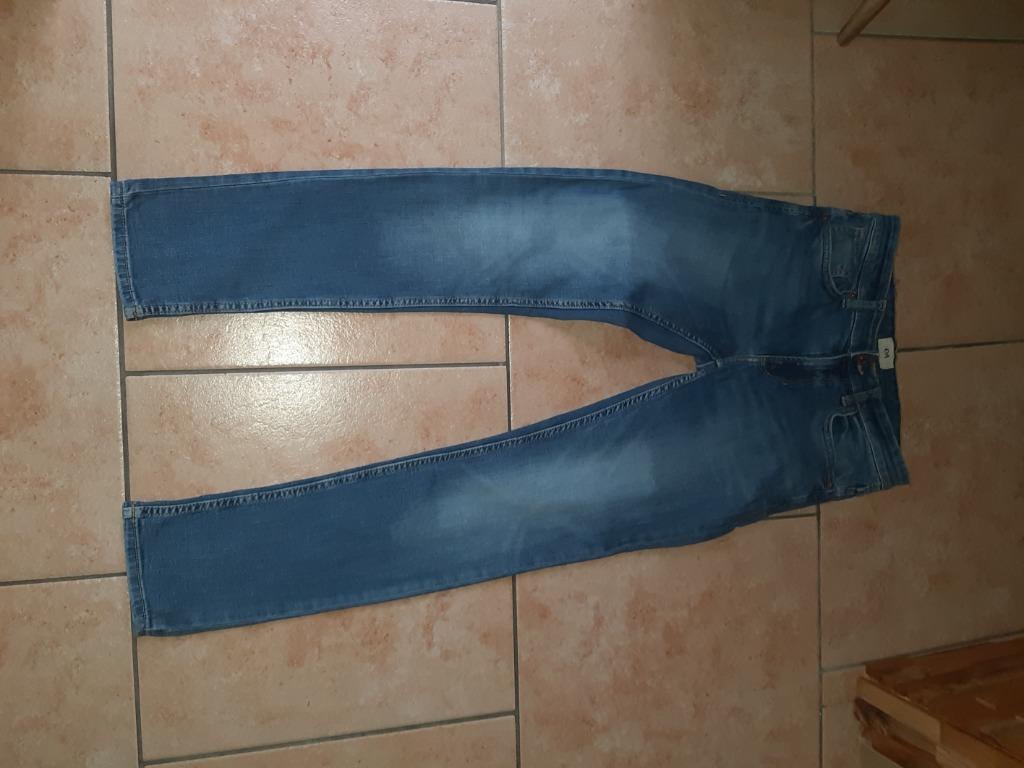 Jeans homme, Vêtements | Hommes, Jeans, Enlèvement, Porté, C&A