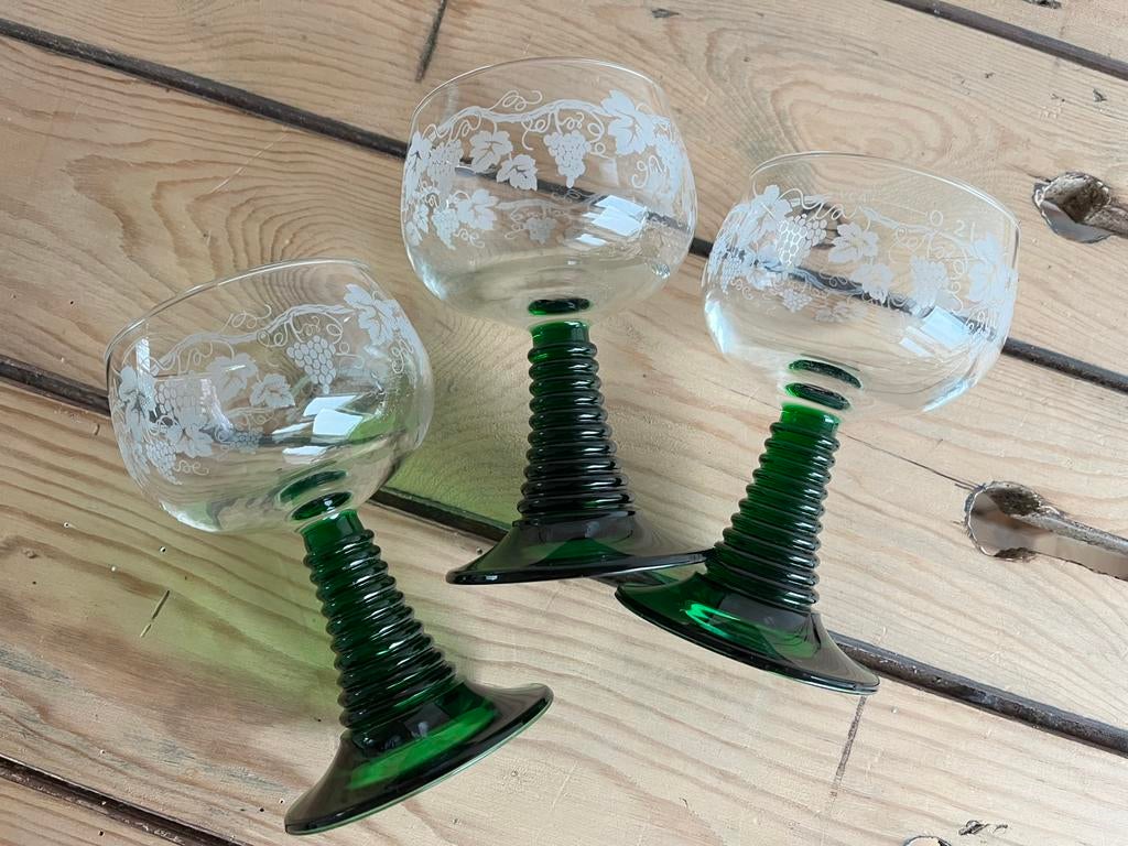 3 vintage Roemer wijnglazen groene voet + wijnranken, Ophalen of Verzenden