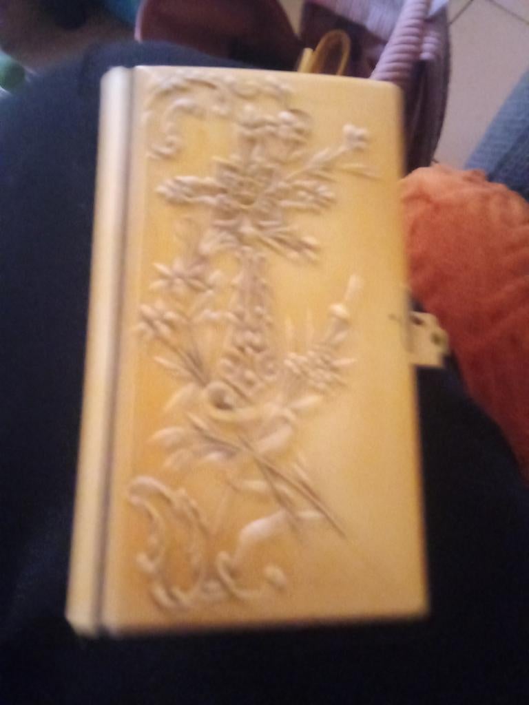 Kleine Bijbel antiek op Etsy 85euro, Enlèvement ou Envoi