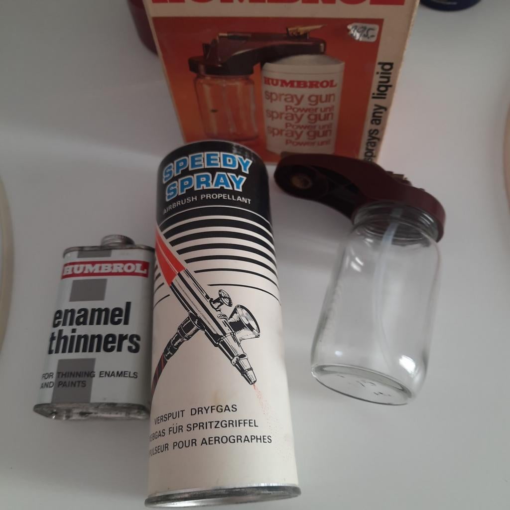 HUMBROL AIRBRUSH SET*VINTAGE*ONGEBRUIKT*NIEUW* + THINNER, Hobby en Vrije tijd, Ophalen, Nieuw, Groter dan 1:32