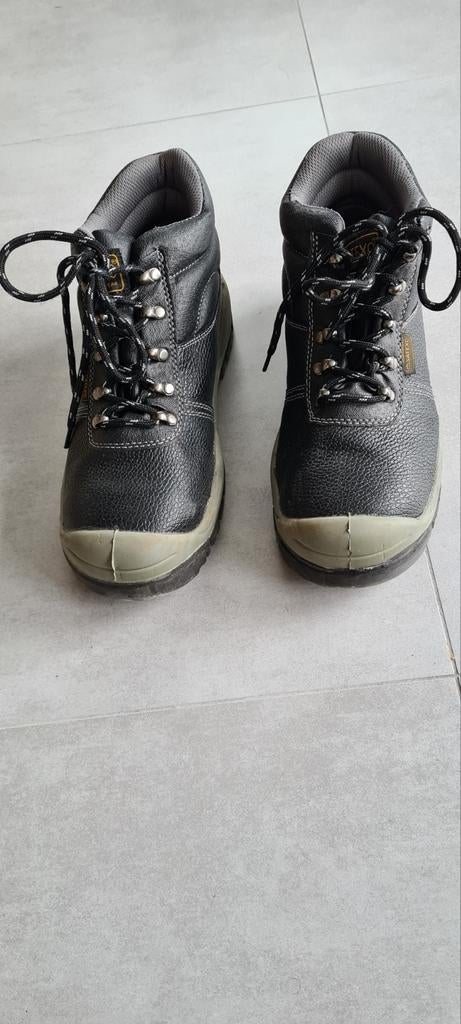 Chaussures de sécurité femme P.40, Vêtements | Femmes, Enlèvement ou Envoi, Comme neuf