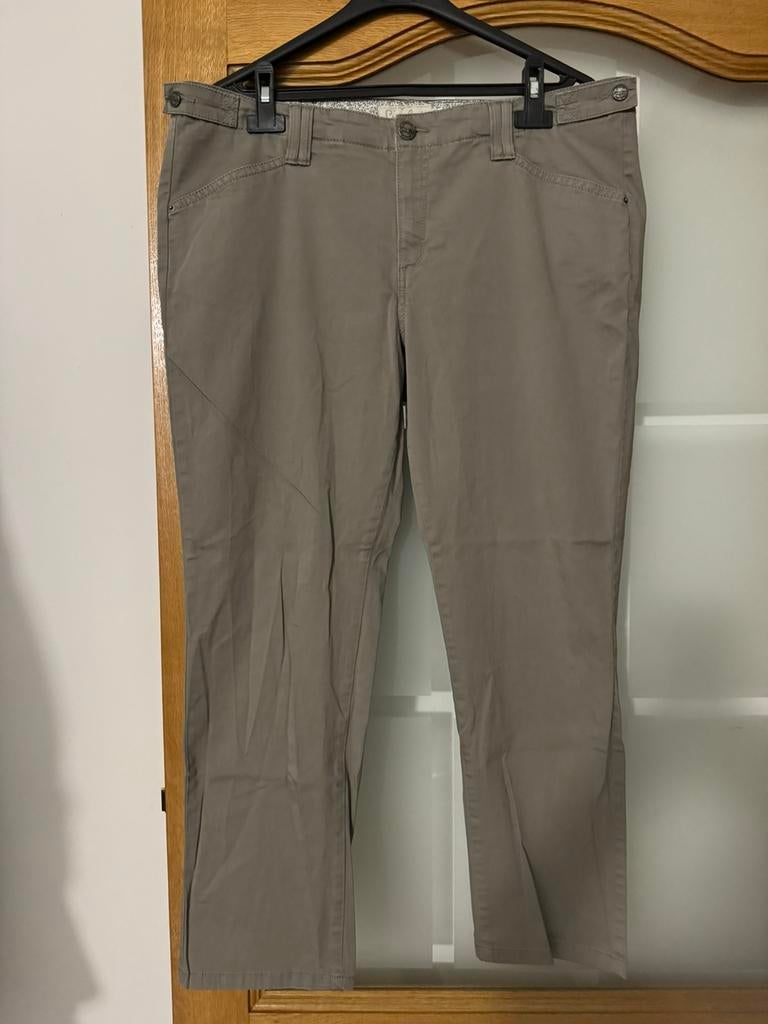 Pantalon femme PIERRE CARDIN taille 46, Comme neuf, Gris