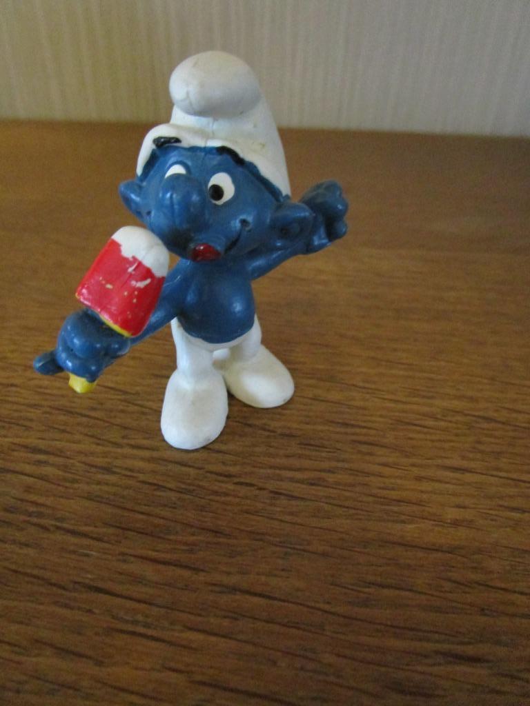 Figurine schtroumpf et sa glace, Ophalen of Verzenden, Gebruikt, Smulsmurf, Poppetje, Figuurtje of Knuffel
