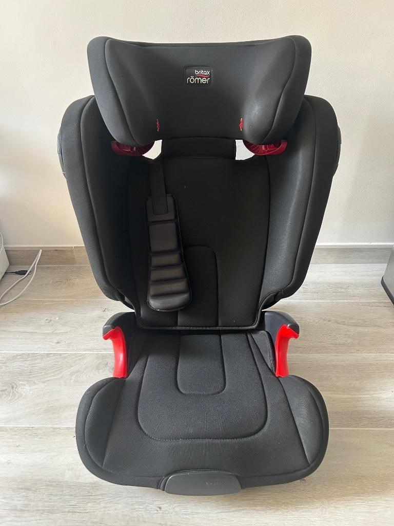 Romer britax autostoel 15kg - 36kg, Kinderen en Baby's, Autostoeltjes, Gebruikt, Romer, 15 t/m 36 kg, Isofix, Zijbescherming, Ophalen