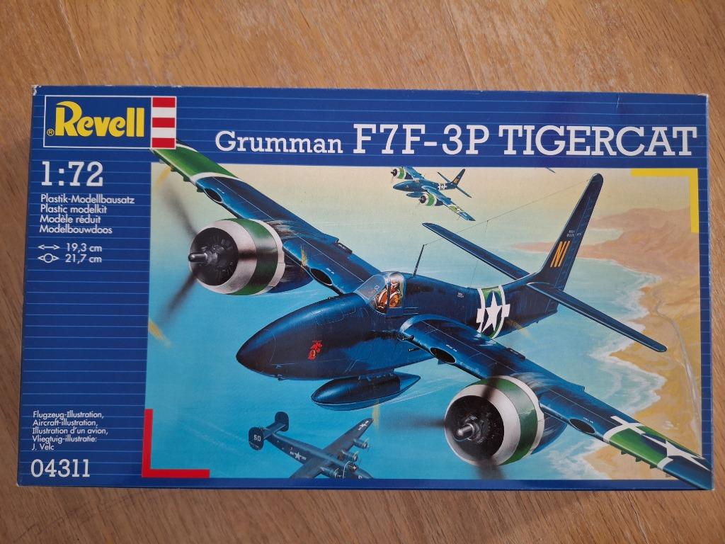 Revell Grumman F7F-3P Tigercat, Ophalen, Revell