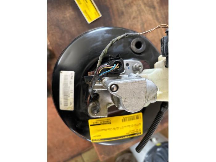Assistant de freinage d'un Volkswagen UP, Enlèvement ou Envoi, 3 mois de garantie, Utilisé, Volkswagen
