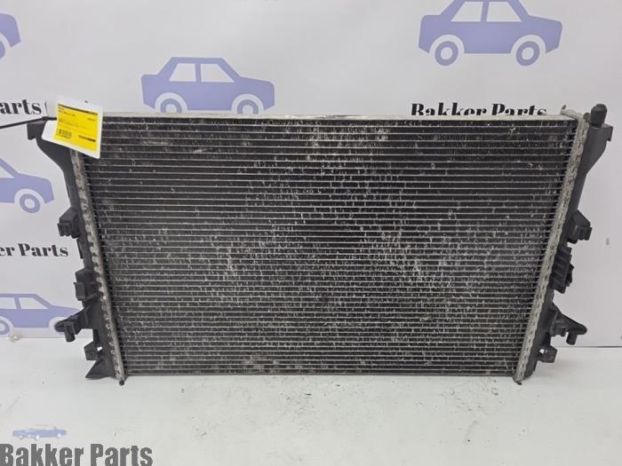 Radiateur d'un Renault Espace, -, Renault, -, 3 mois de garantie