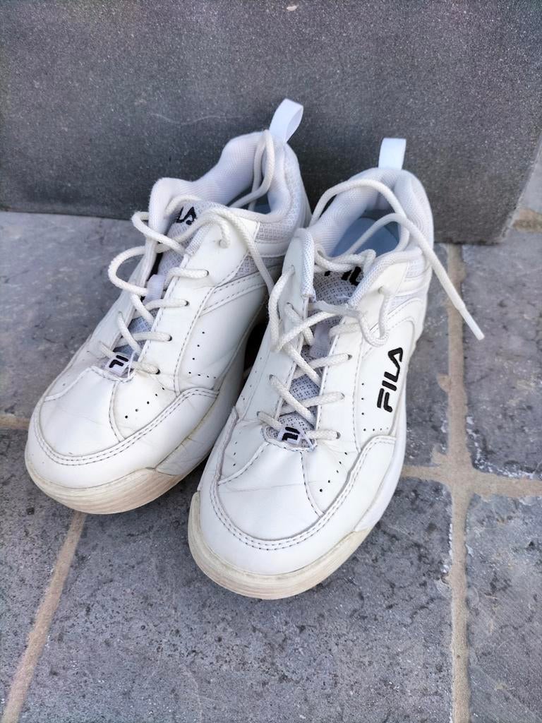 Baskets Fila taille 35, Enlèvement ou Envoi, Utilisé