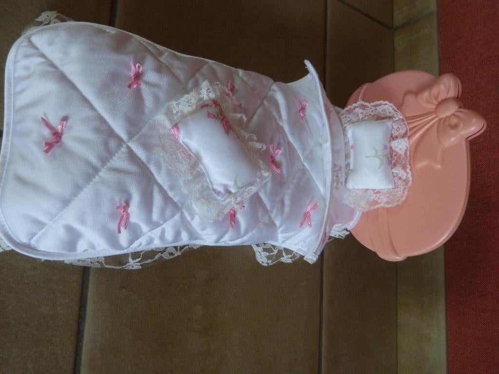 lit barbie, Enfants & Bébés, Jouets | Poupées, Enlèvement ou Envoi, Barbie