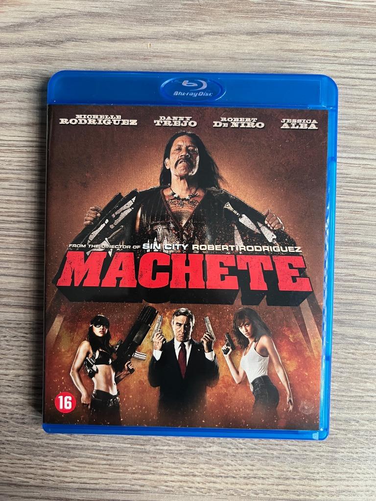 Machete, Ophalen of Verzenden, Zo goed als nieuw, Actie