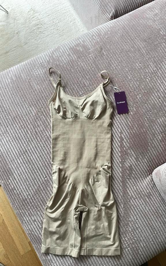 Merk heyshape nieuw corrigerende body maat M nieuw 55 euro, Ophalen
