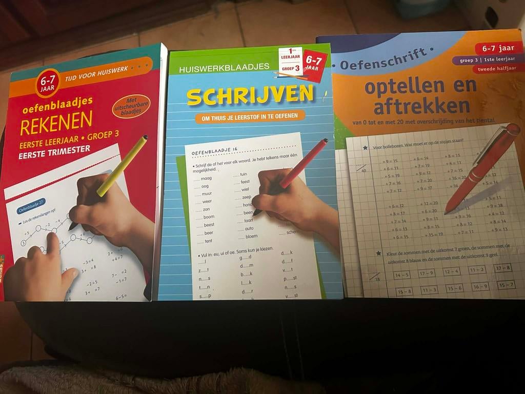 Oefenboeken 1ste leerjaar Nieuw, Boeken, Ophalen, Zo goed als nieuw