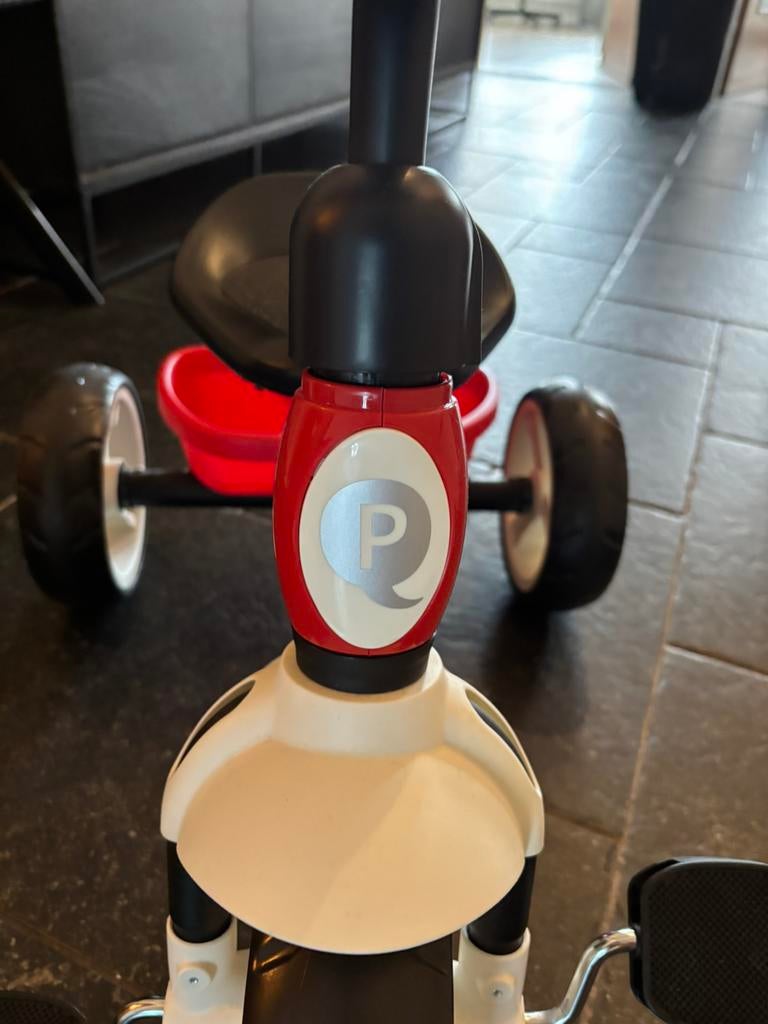 Qplay driewieler rood grijs zwart nieuw, Fietsen en Brommers, Ophalen, Zo goed als nieuw