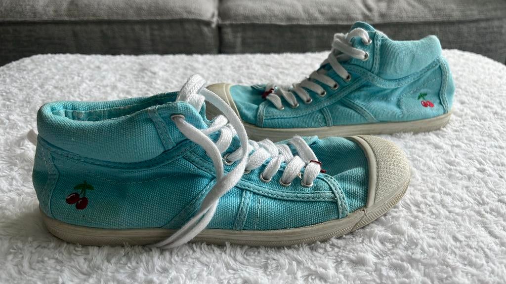 Sneakers CERISE taille 37 TRÈS BON ÉTAT, Enlèvement ou Envoi, CERISE, Utilisé, Chaussures