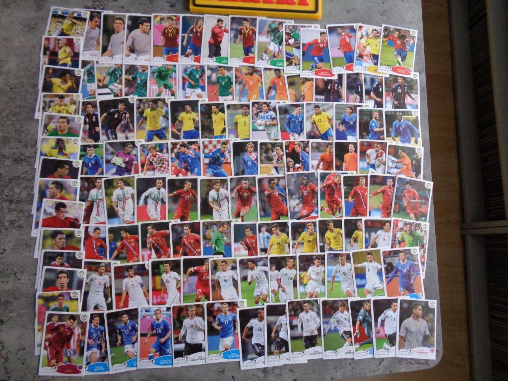 AUTOCOLLANTS DE FOOTBALL PANINI  ROUTE VERS LA COUPE DU MOND, Envoi, Neuf