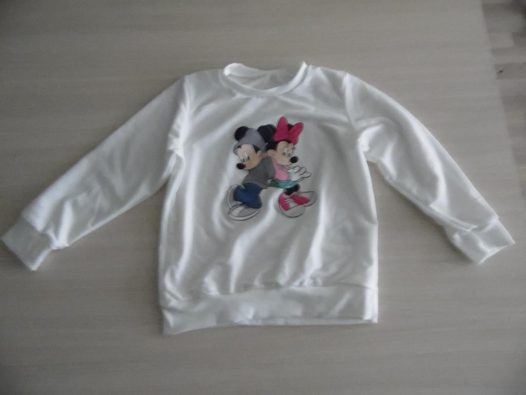 SWEAT    MICKEY   MINNIE   DISNEY   NEUF, Enfants & Bébés, Vêtements enfant | Taille 122, Enlèvement ou Envoi, Pull ou Veste, Fille