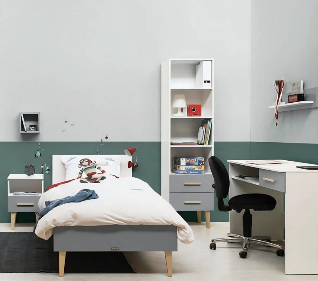 Slaapkamer met bureau, Huis en Inrichting, Ophalen