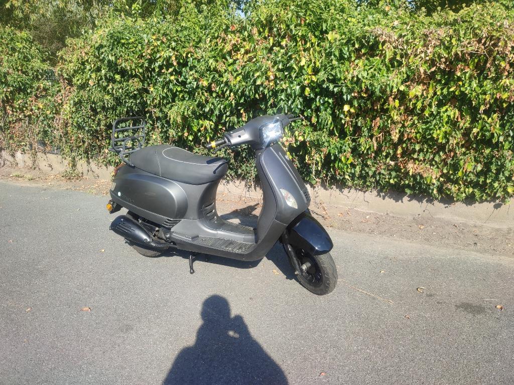 neco azzuro zwart klasse b, Ophalen, Overige modellen, 0 versnellingen, 49 cc
