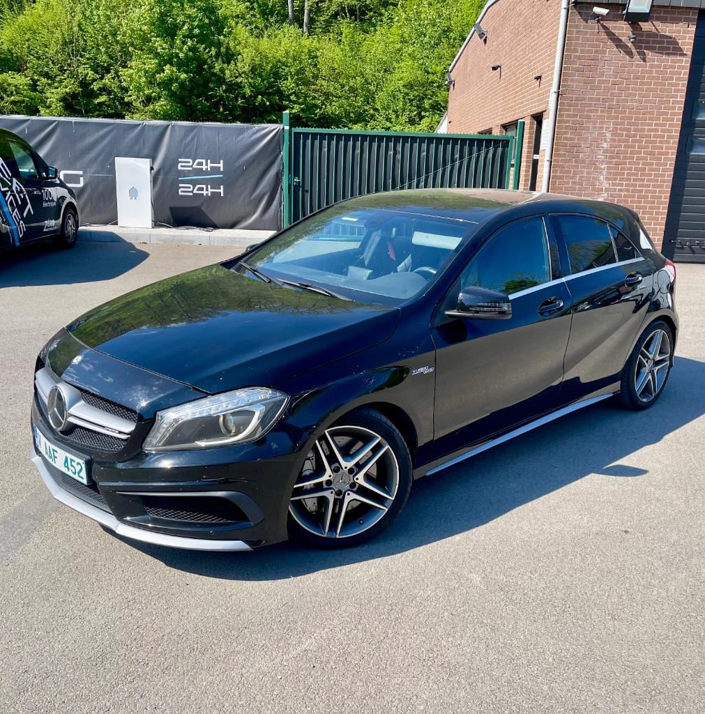 mercedes a45 amg w176 turbo hybride 486ps armytrix 68000km, Auto's, Automaat, 1995 cc, 4 cilinders, USB