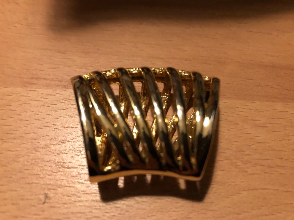 Sjaal huls . Sjaalring ,  sjaal sluiting goudkleurig metaal, Ophalen of Verzenden, Zo goed als nieuw, Minder dan 4 cm, Goud