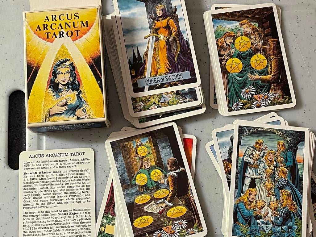Arcus Arcanum Tarot Deck Gunter Hager, Hansrudi Wascher, Ophalen of Verzenden, Zo goed als nieuw