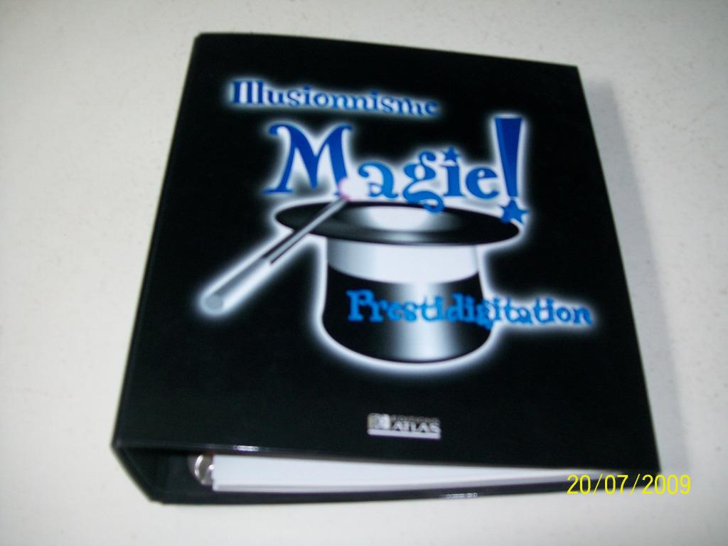 Farde de documentation sur la magie (neuf). 7€, Hobby & Loisirs créatifs, Jeux de société | Autre, Enlèvement, Neuf