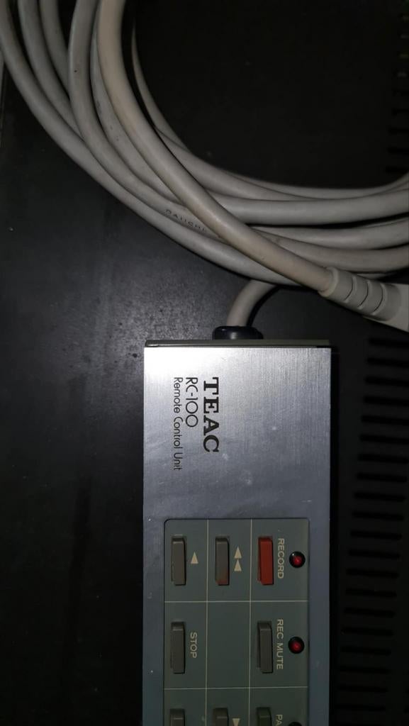 TEAC RC-100 Reel to Reel Remote Control, Enlèvement