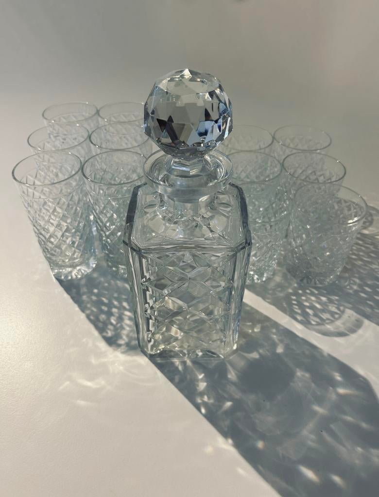 Carafe à whisky + 6 verres à whisky + 6 longs drinks, Antiquités & Art, Antiquités | Verre & Cristal, Enlèvement