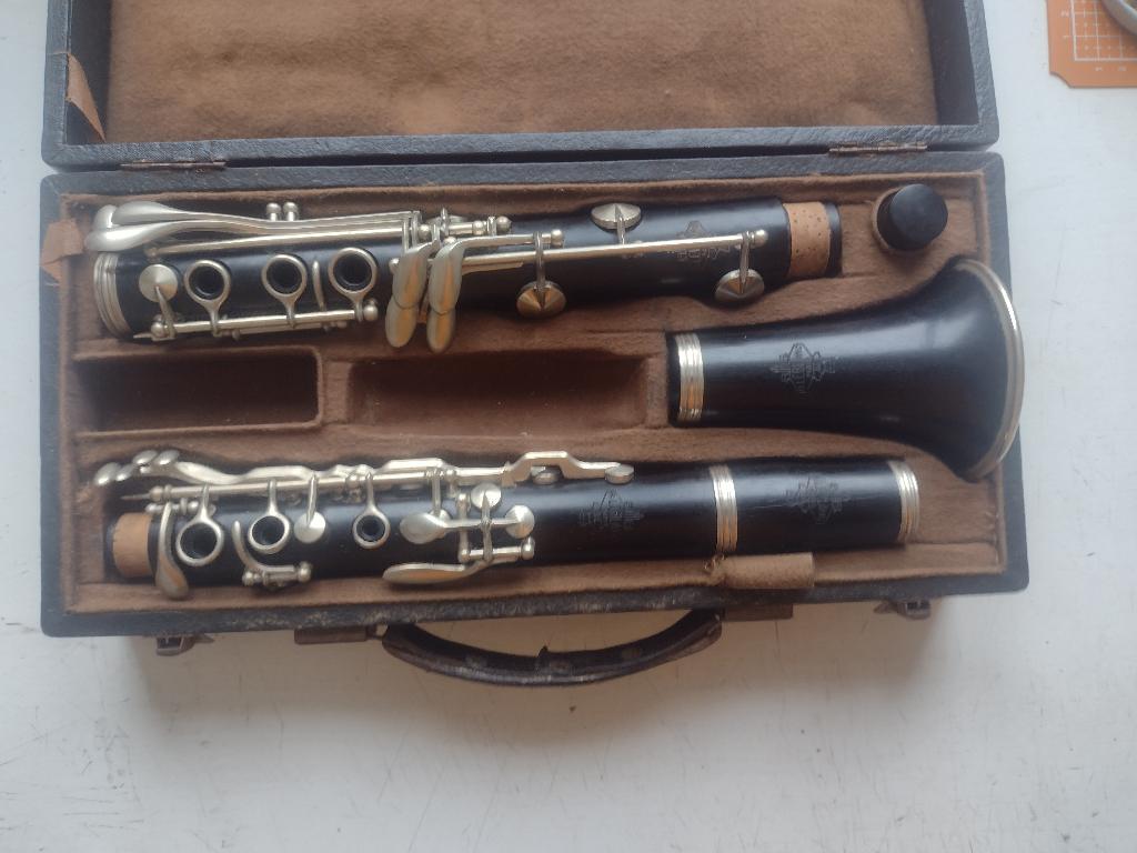 Clarinette proffessionnelle Leblanc Sib, Musique & Instruments, Clarinette en si bémol, Enlèvement ou Envoi, Comme neuf, Avec valise