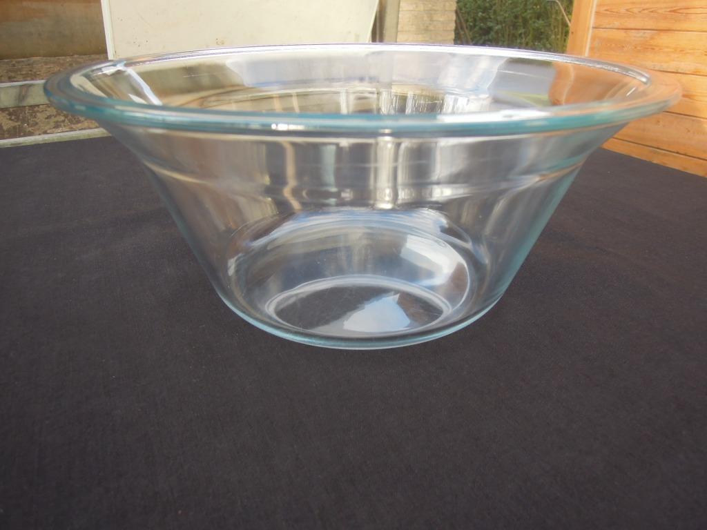 glazen kom H12cm diameter 26 cm, Huis en Inrichting, Keuken | Servies, Ophalen of Verzenden, Gebruikt, Glas, Kom(men)