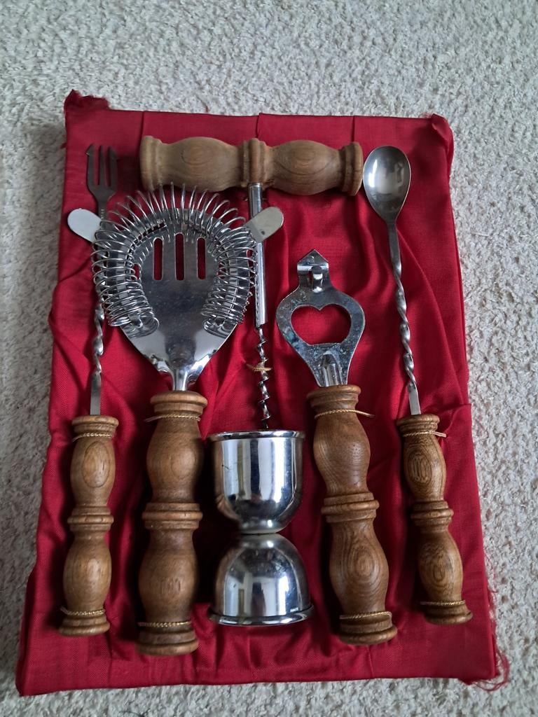 Prachtige retro barset, Ophalen